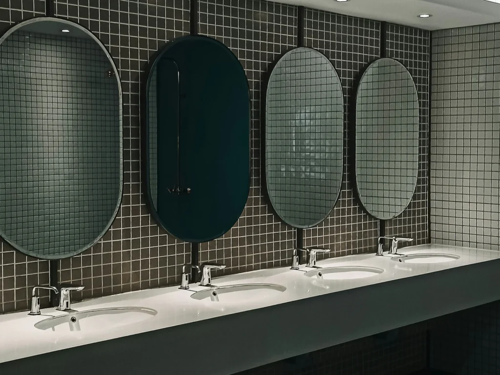 泰拳教室網站-三民館環境-廁所