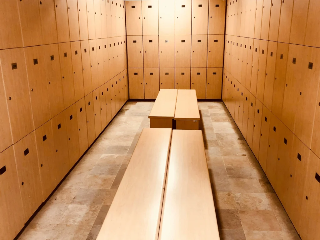 泰拳教室網站-三民館環境-置物櫃