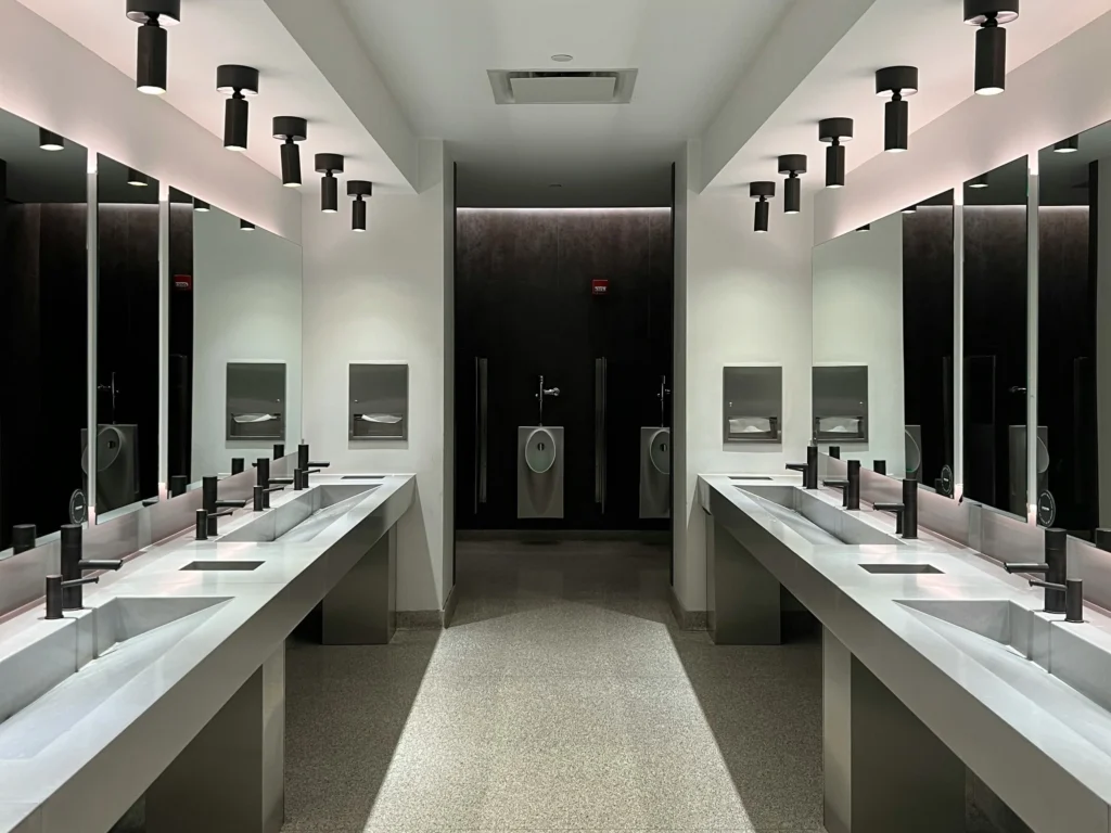 泰拳教室網站-北屯館環境-廁所