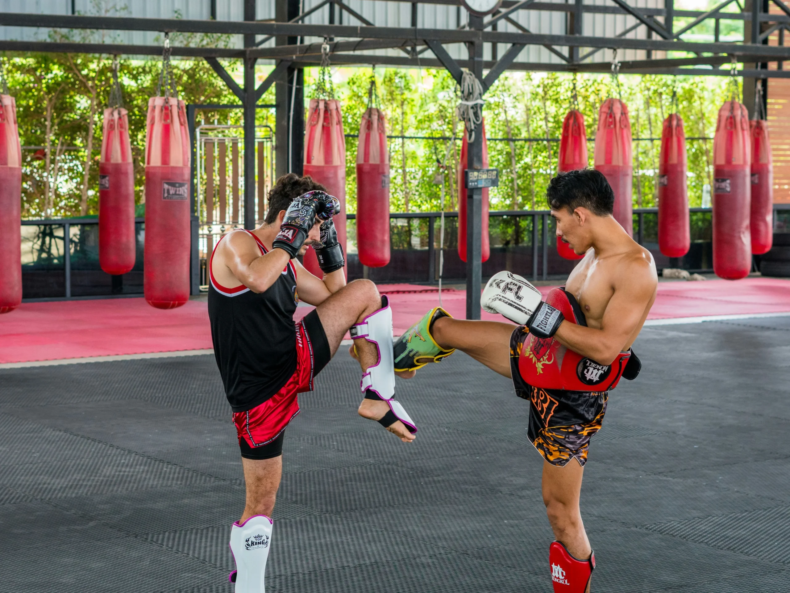 泰拳教室網站-課程資訊-一隊一專班形象照